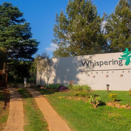 Whispering Pines Country Estate Villa Magaliesburg Exteriör bild