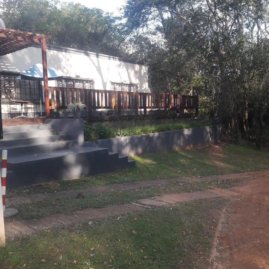 Whispering Pines Country Estate Villa Magaliesburg Exteriör bild