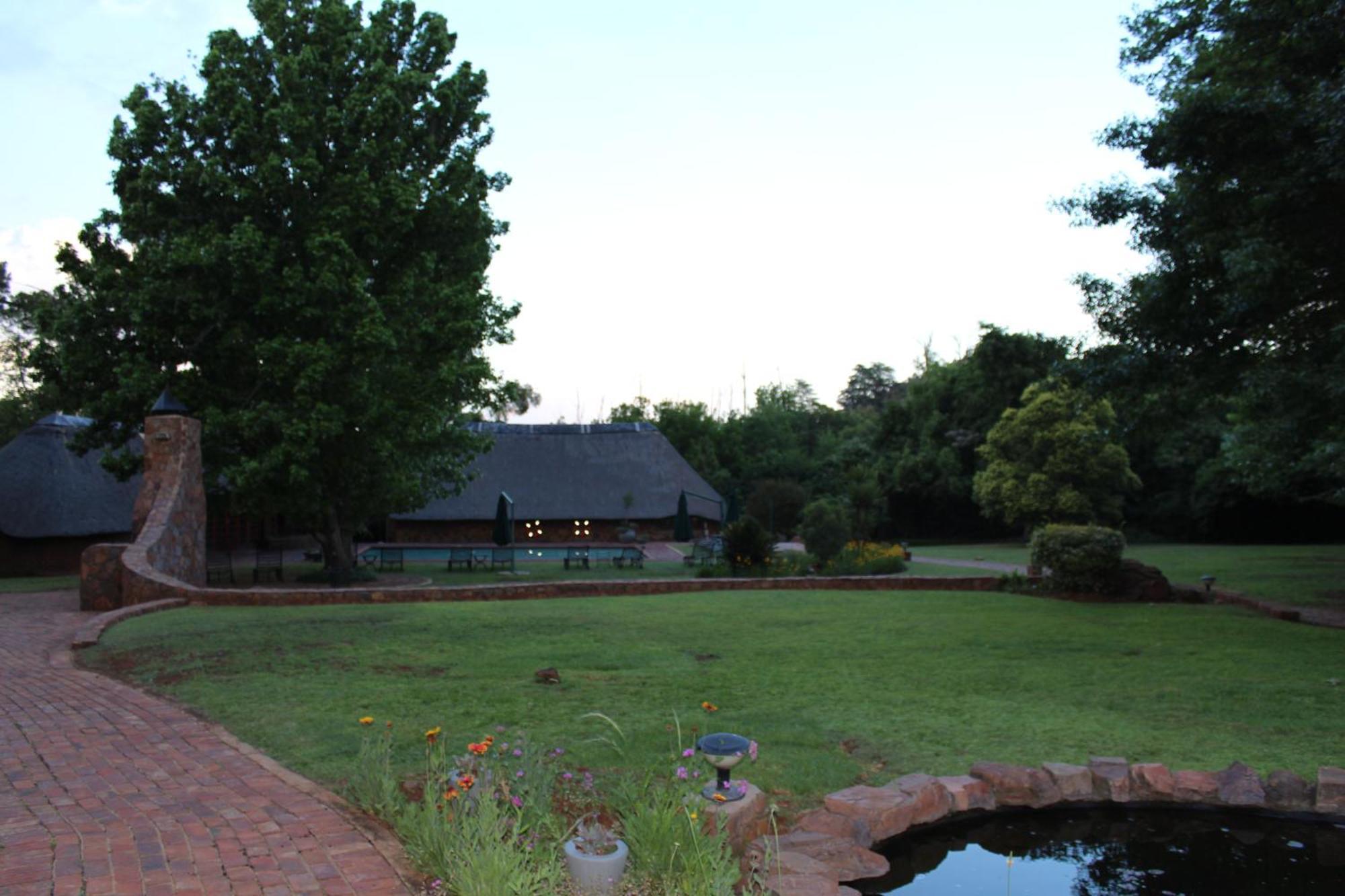 Whispering Pines Country Estate Villa Magaliesburg Exteriör bild