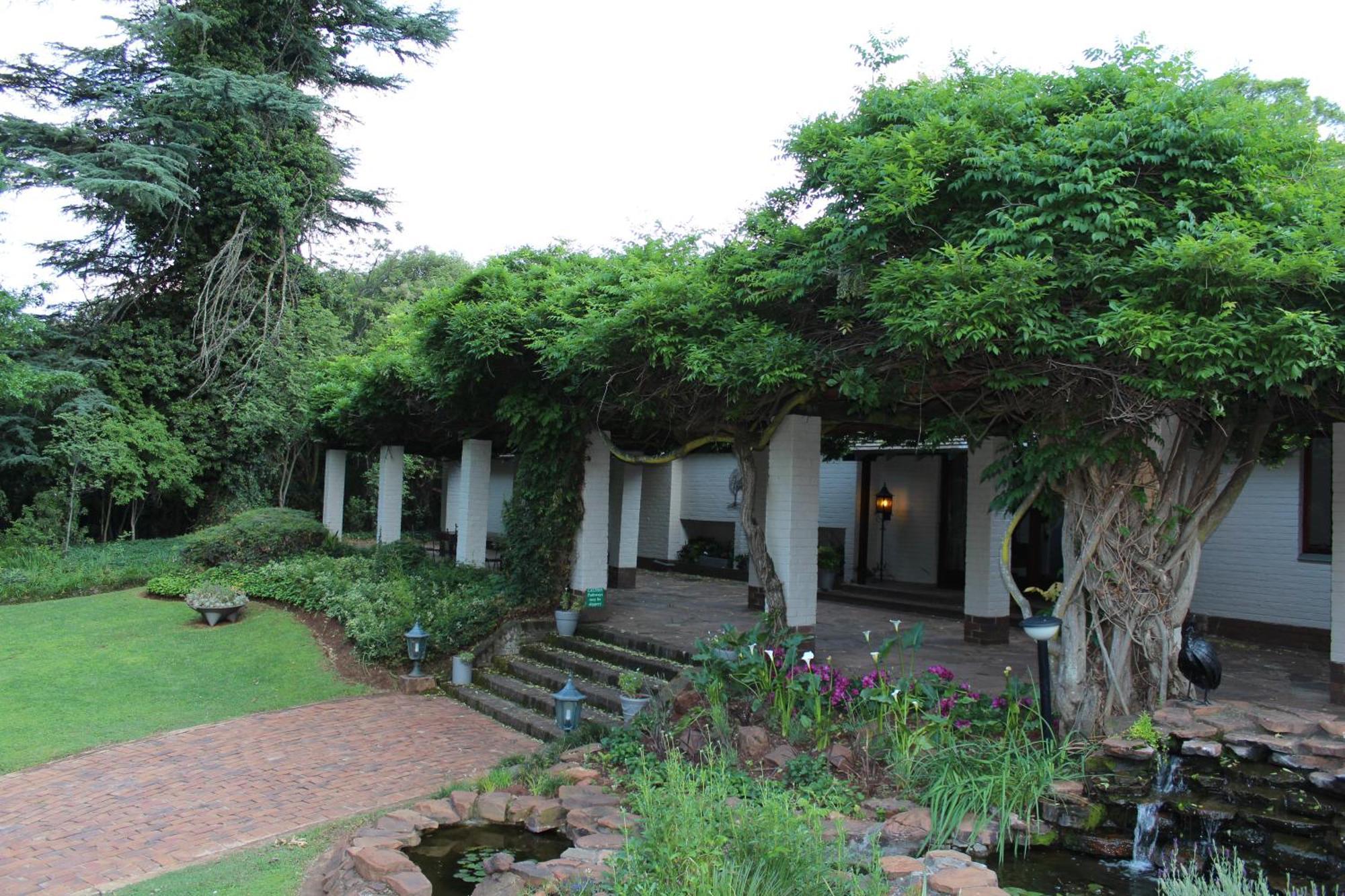 Whispering Pines Country Estate Villa Magaliesburg Exteriör bild